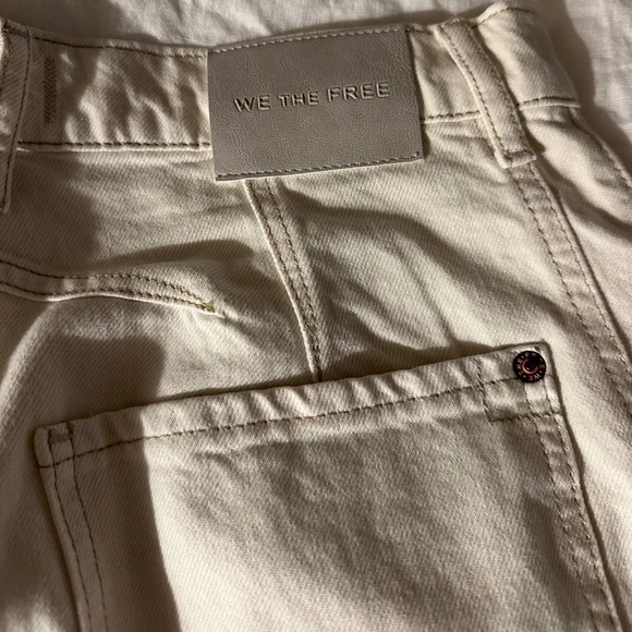 Free People x We The Free Cream Barrel Jeans - Picture 6 of 10